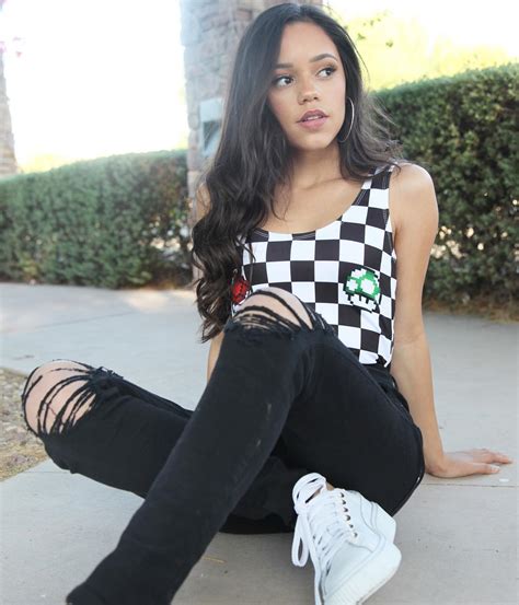 jenna ortega sexy bilder|See Jenna Ortegas Best Instagram Pictures Now